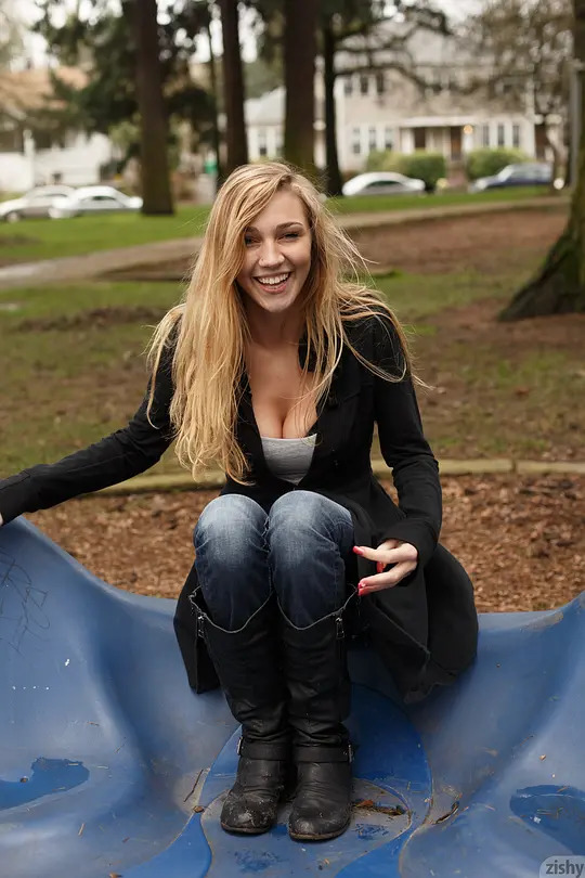 肯德拉·桑德兰