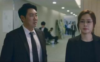 韩国电影《黑钱》先行版预告片