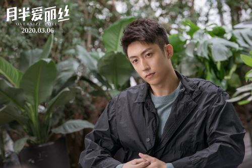 月半爱丽丝