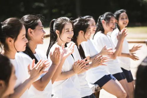 京城学校：消失的少女们