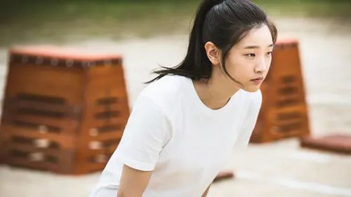 京城学校：消失的少女们