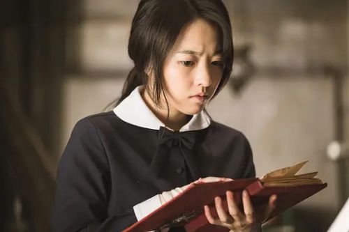 京城学校：消失的少女们