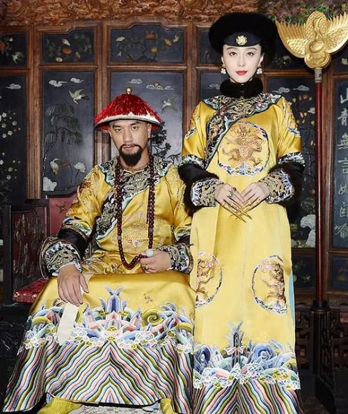 画框里的女人