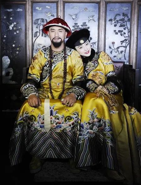 画框里的女人