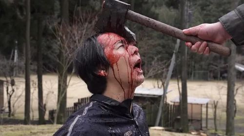 尸囚狱：前篇 劇場版