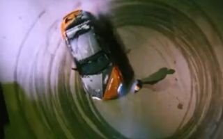 《赛车狂人》日本预告片 公路狂飙极限比赛