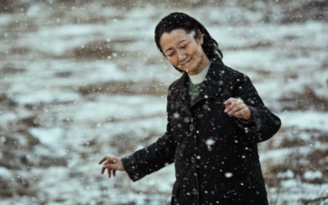 《山河故人》：赵涛在大雪纷飞中的独舞至今看来仍然感动不已