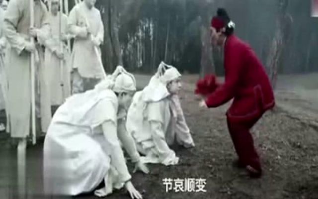 狂龙伏妖：红衣进，白衣出，致敬林正英新的僵尸先生
