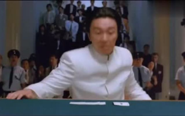 周星驰客串郑裕玲的《赌霸》，这个出场BGM也太迷人了！