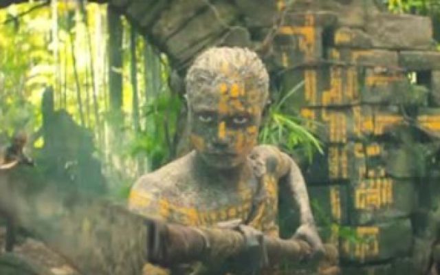  《金刚：骷髅岛》预告片中文字幕 大金刚战斗力惊人