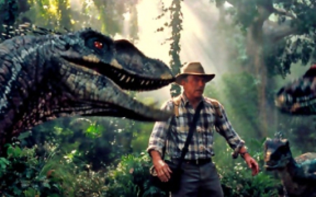 《侏罗纪公园3》精彩片花 恐怖巨兽来袭