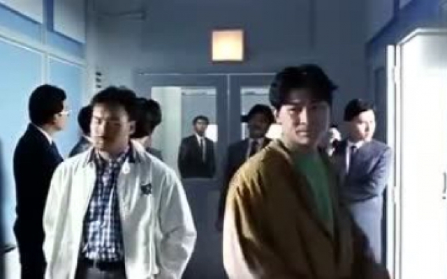 《惊天十二小时》刘德华最敬业的电影, 被人胖揍面不改色!