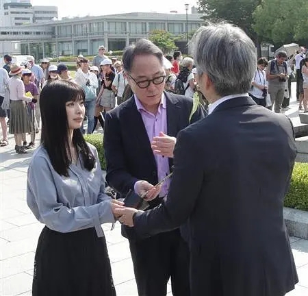母亲的被爆钢琴 