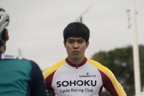 飙速宅男 