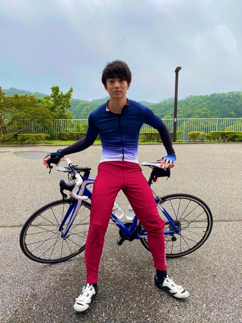 飙速宅男 