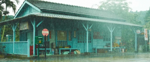 听见下雨的声音