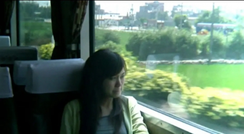花吃了那女孩