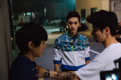 蚀（2016）