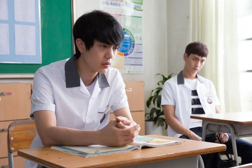 蚀（2016）