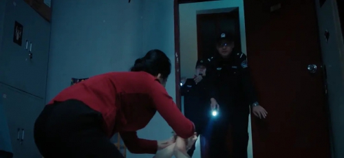 骇故事之女舍惊魂