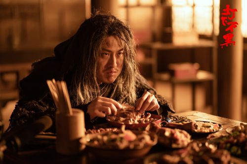 灯下不黑之铜山往事