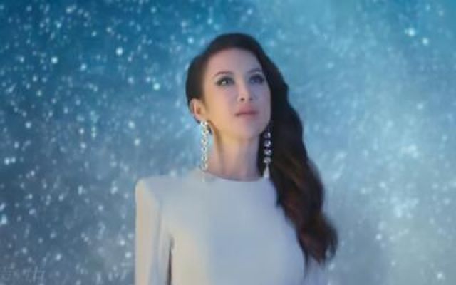 《独行月球》发布主题曲《你留下的爱》MV