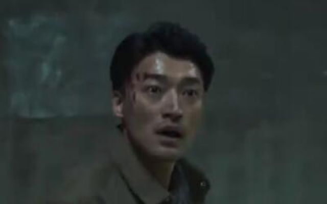 无限重生：刘启明跑出实验室 最终被坏人杀害