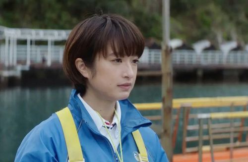 天间庄的三姐妹 天間荘の三姉妹