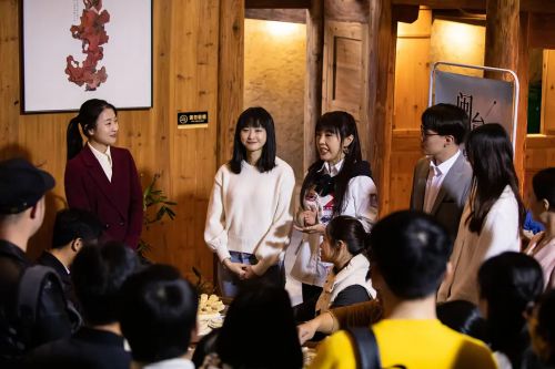 相见在鸾峰桥