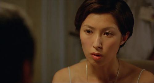 目露凶光