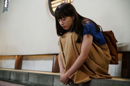 你和我一样不正常 まともじゃないのは君も一緒