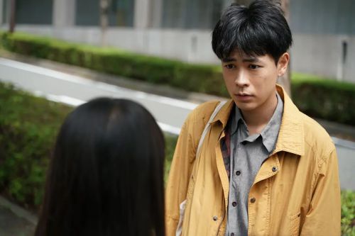 你和我一样不正常 まともじゃないのは君も一緒