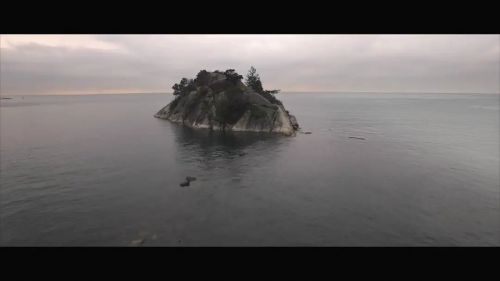 血红岛屿