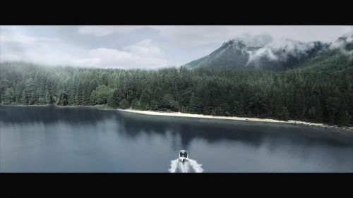 血红岛屿