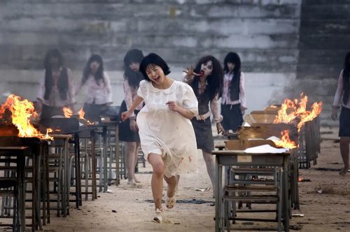 考死：血之期中考试