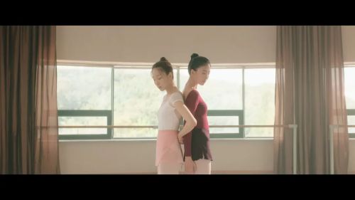 摇摆艳夏