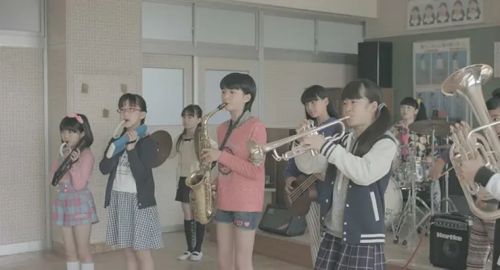 玩爵士的孩子