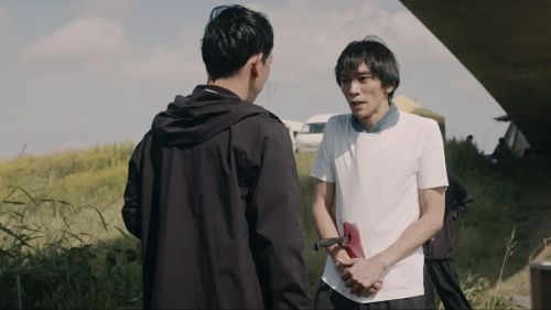演尸体的人 死体の人