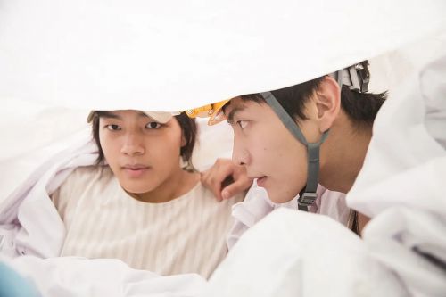 朝我心脏开枪