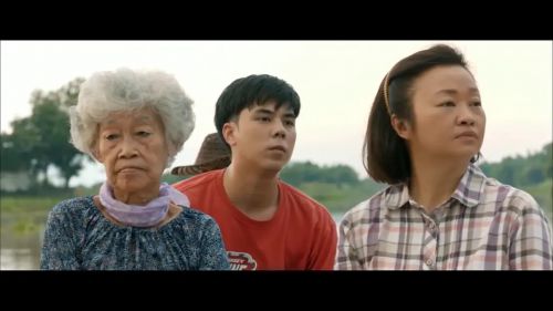 骑机男孩