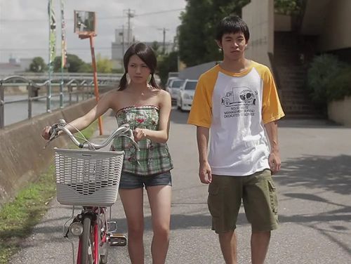 河畔的朔子