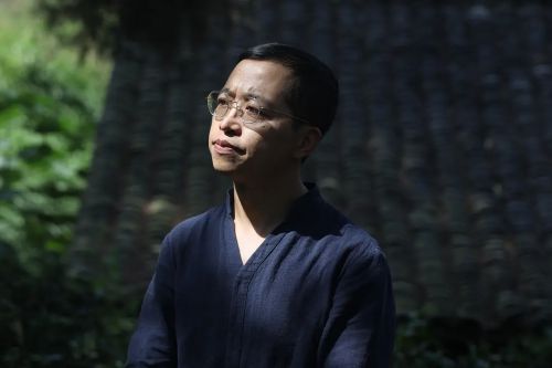 云在江口