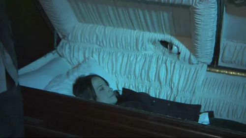 十月建造的房屋