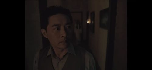 抽象画中的越南少女2
