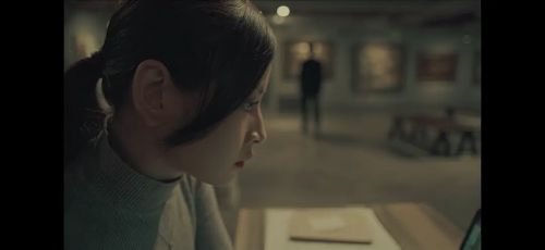 抽象画中的越南少女2