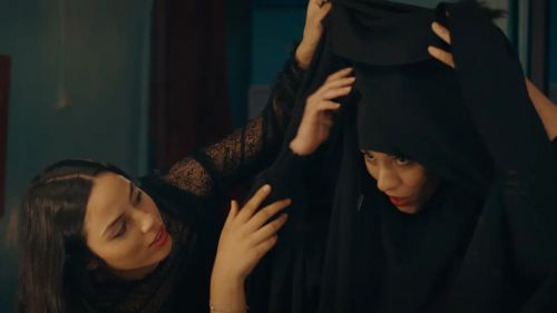 奥勒法的女儿们