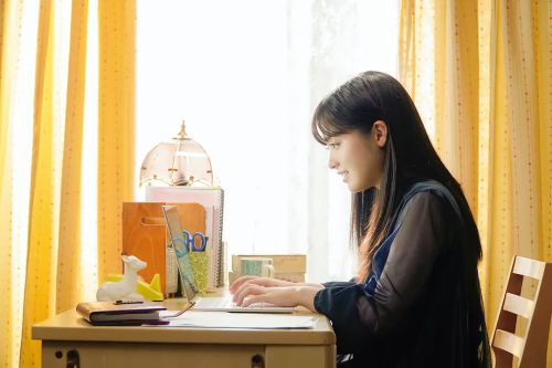 小说之神 小説の神様 君としか描けない物語