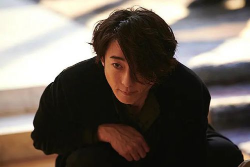 亿男
