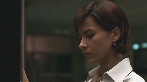 连体阴