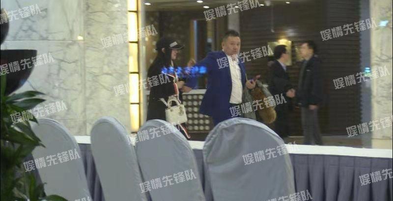 马蓉否认恋情称被拍女子不是本人 强调目前是单身 